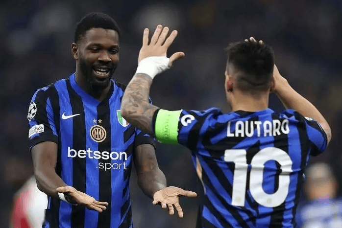 但他们在比 但他们在比