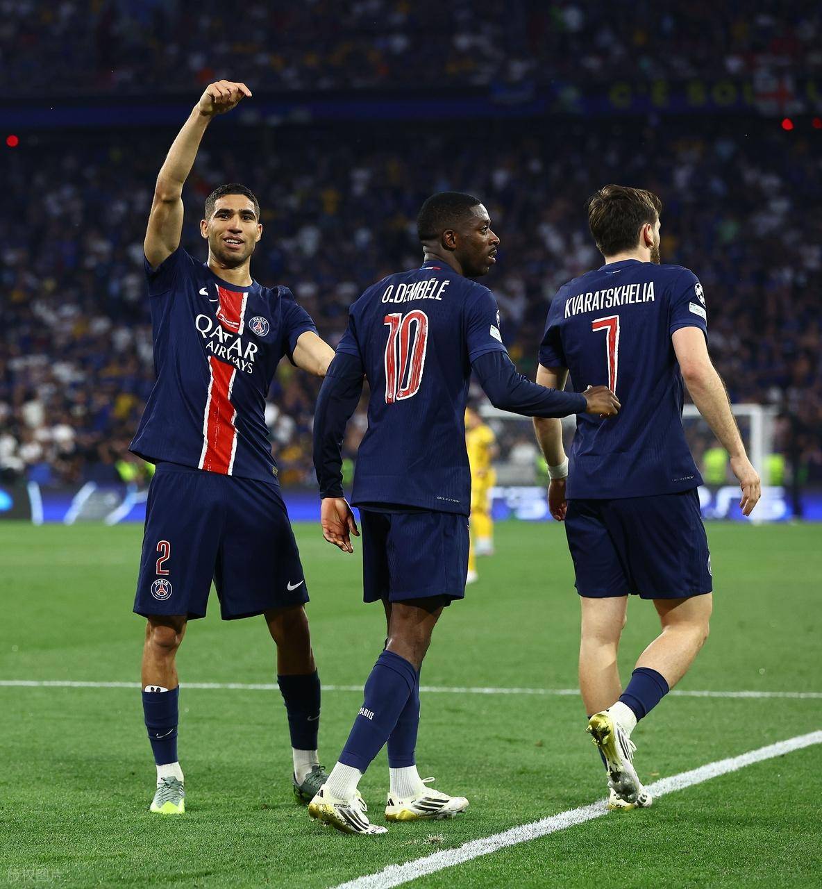 里同场作战 里同场作战