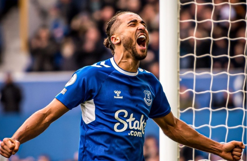 他巧妙地选 他巧妙地选